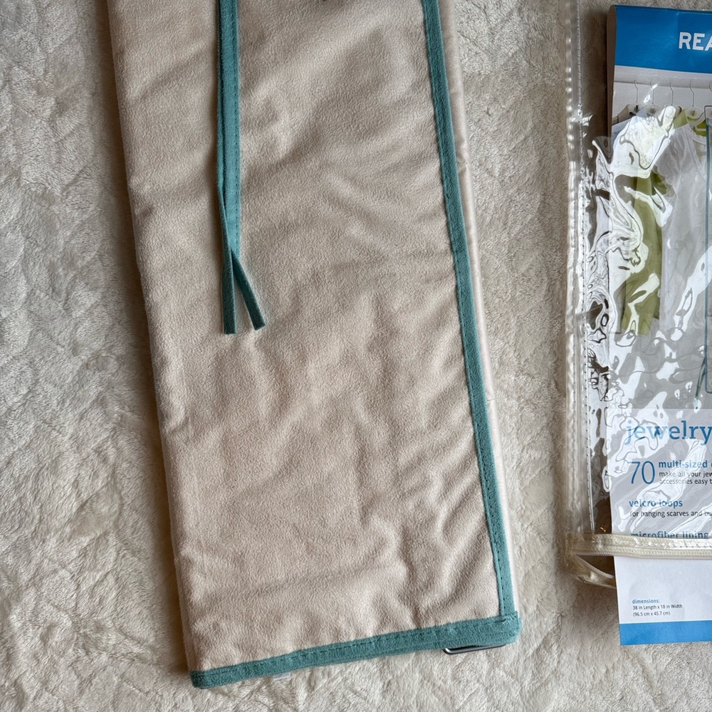 Real Simple Jewelry Organizer with 70 clear pockets!! - Picture 12 of 14